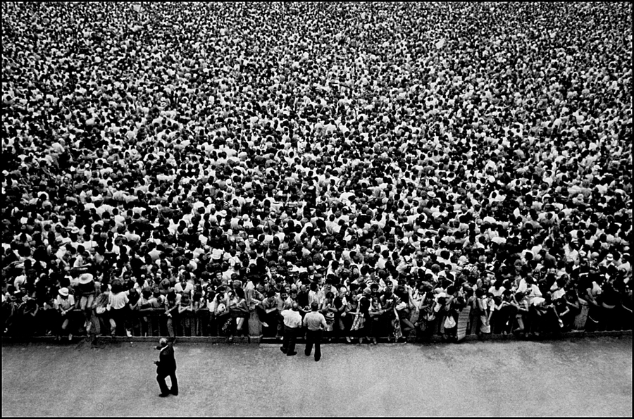 Palio, Siena : Structured Moments : SUSAN MAY TELL: Photographs of Space, Silence & Solitude